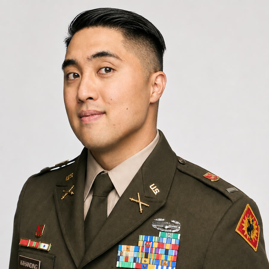 Portrait of Mark Kahanding in U.S. Army service uniform